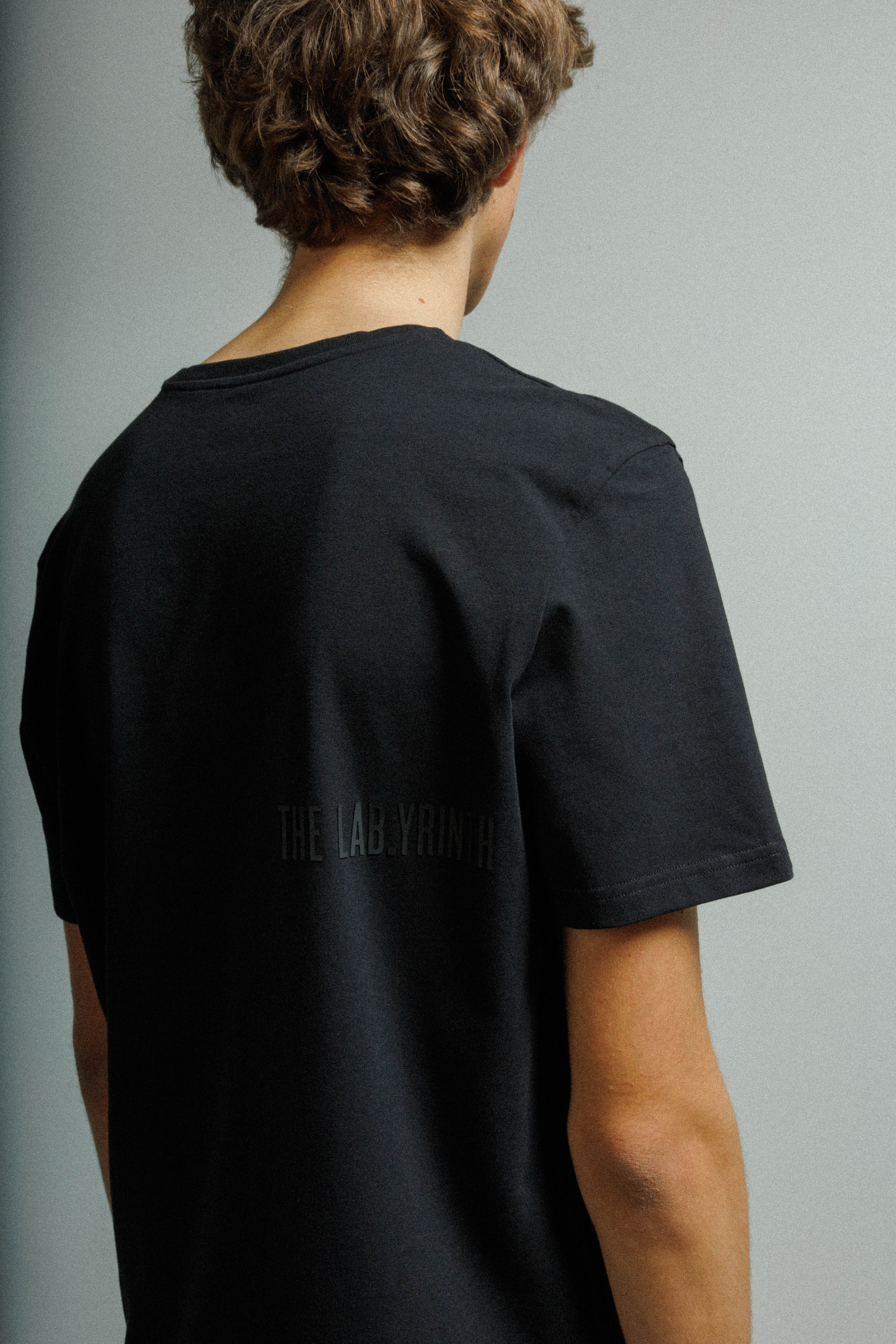 T-shirt The Lab.yrinth LH Preto