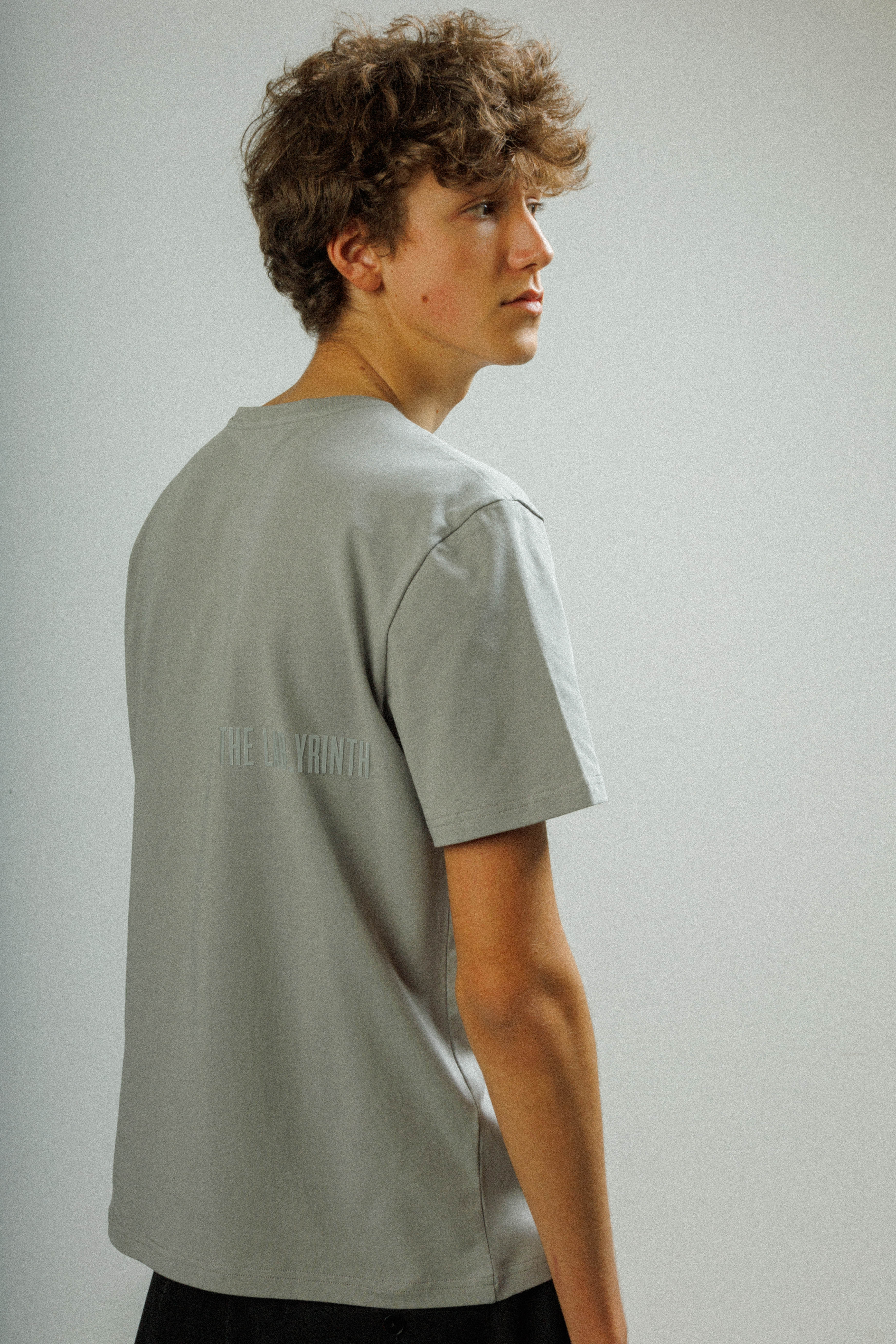 T-shirt The Lab.yrinth LH Cinzento
