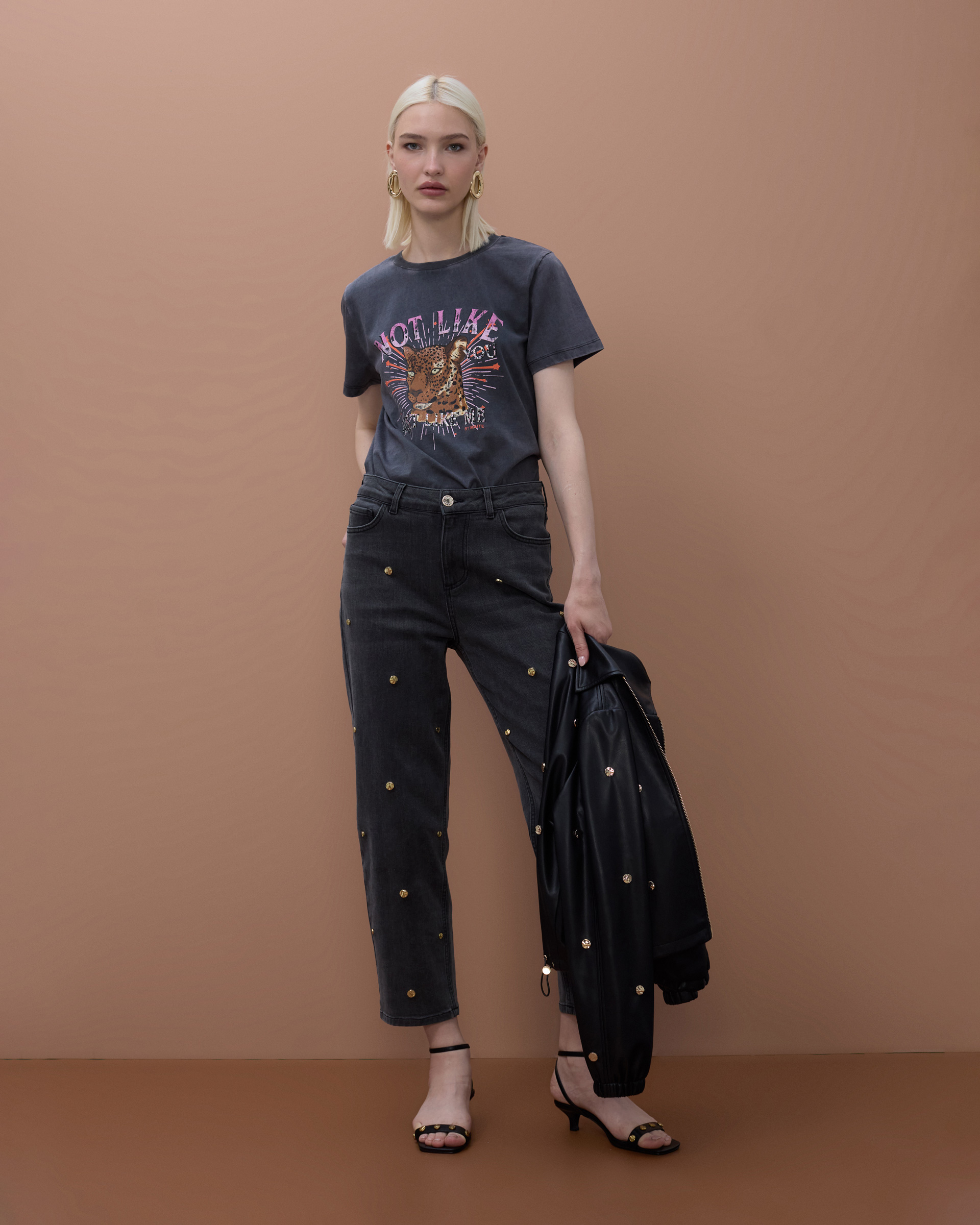 T-shirt Maite by Lola MS2615050 Cinzento