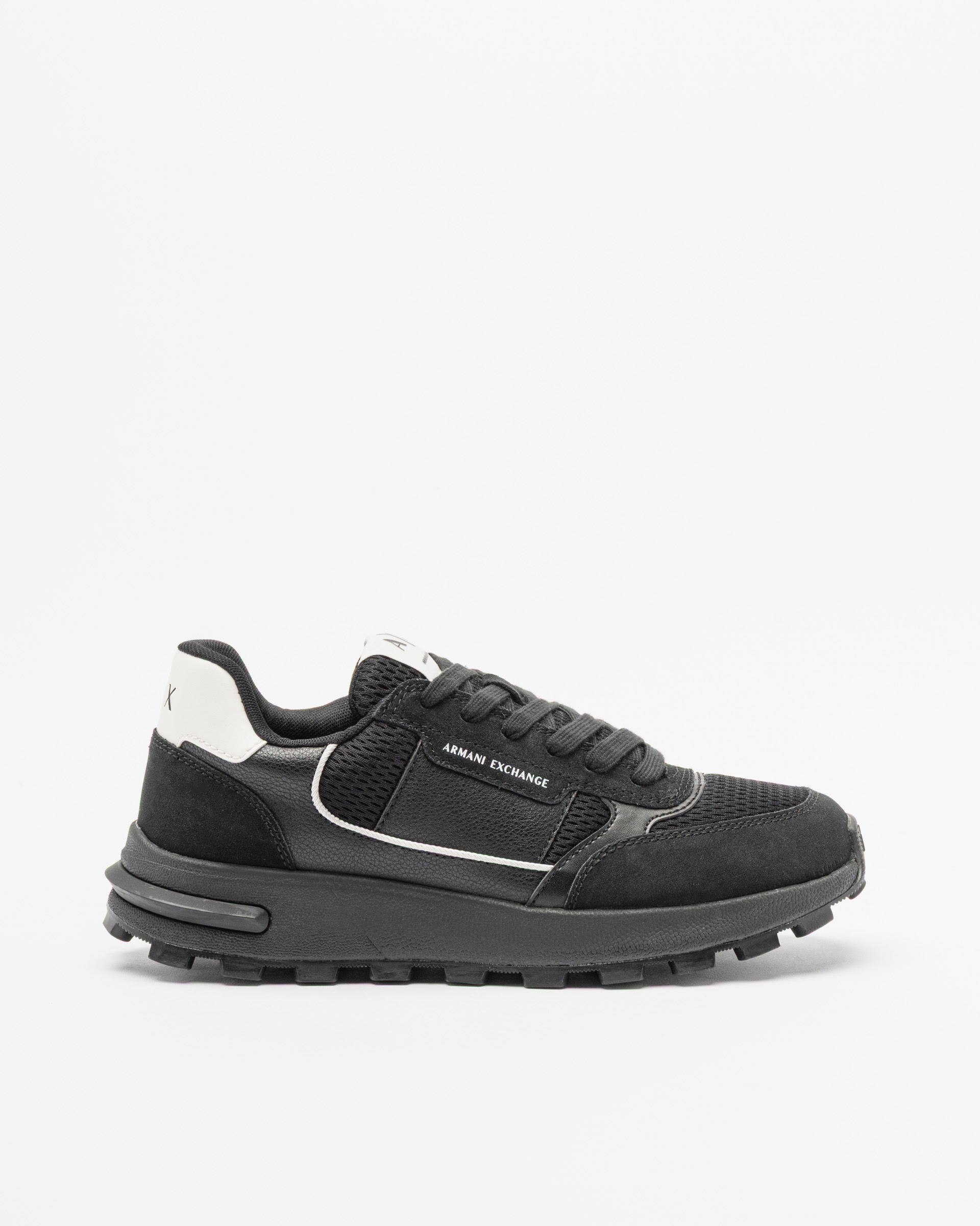 Sapatilhas Armani Exchange XM002197 Preto