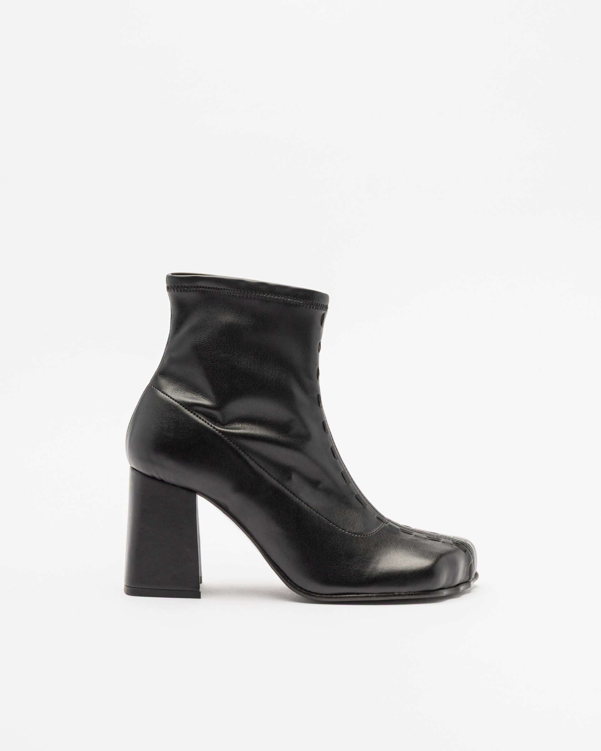 Botins The Lab.yrinth A83 Preto