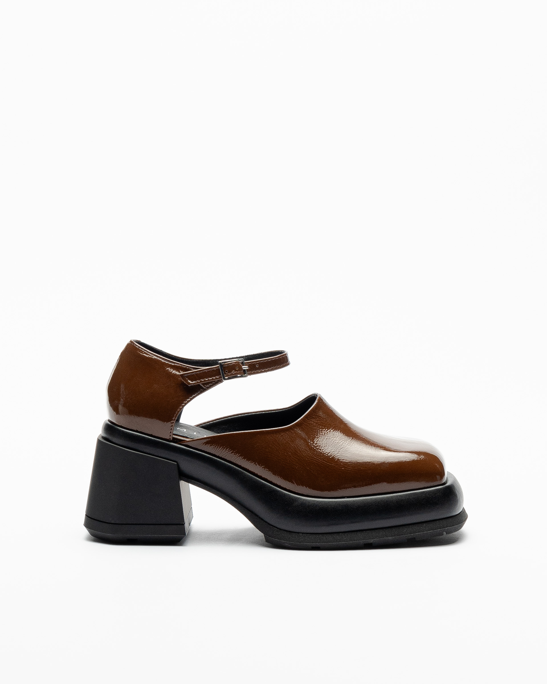 Sapatos E8 by Miista Coral Castanho
