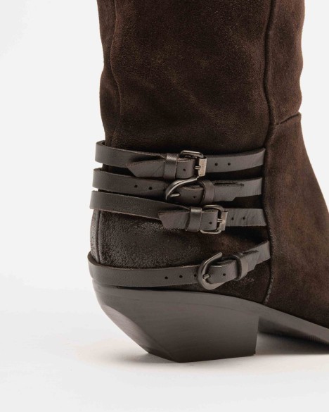 Elena Iachi Cowboy boots