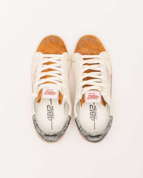 4B12 Sneakers