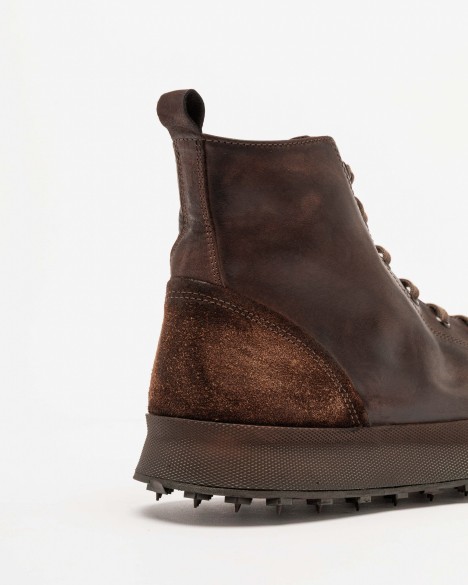 High-Top-Sneaker Shoto