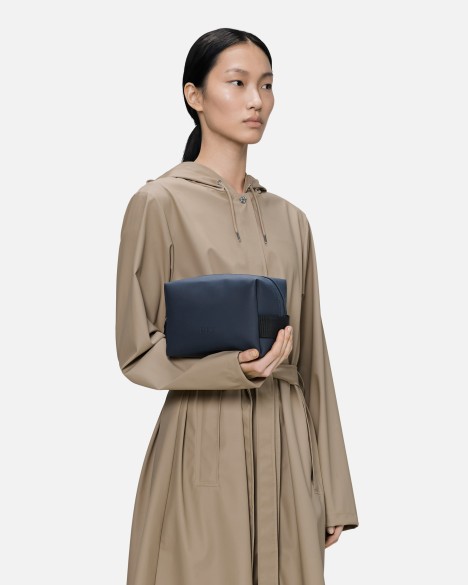Necessaire Rains