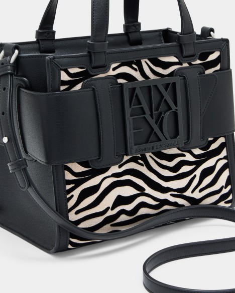 Mala de m�o Armani Exchange