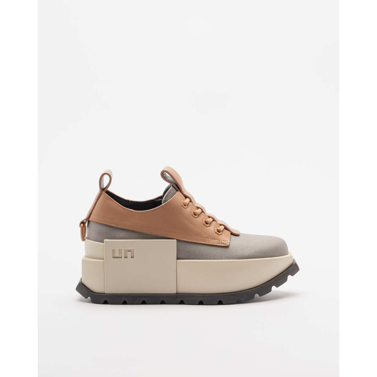 Roko Y II – United Nude